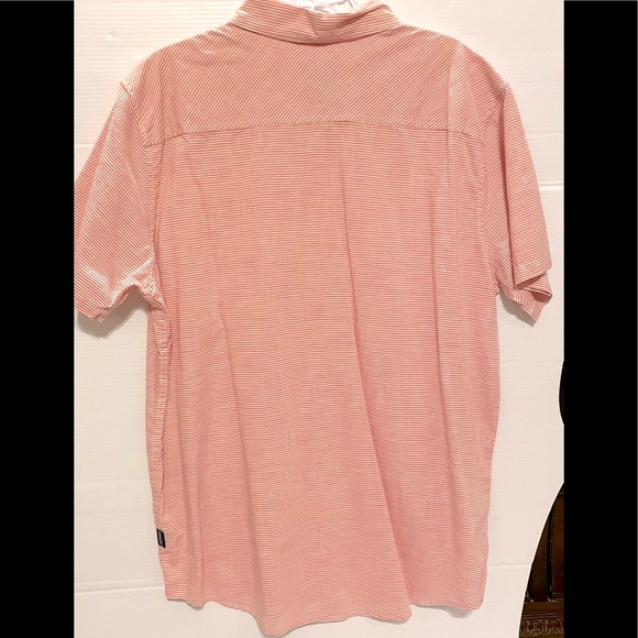 NWOT Patagonia Mens Short Sleeve Shirt / Organic cotton / one pocket Size XL - Picture 4 of 13